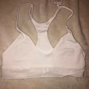 NEVER WORN lululemon bra :)
